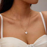 A necklace giftana