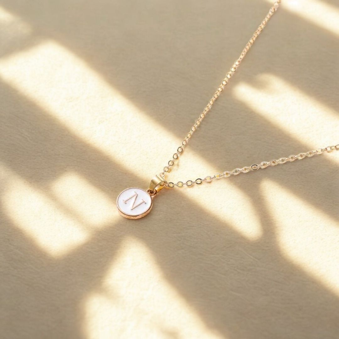 A necklace giftana
