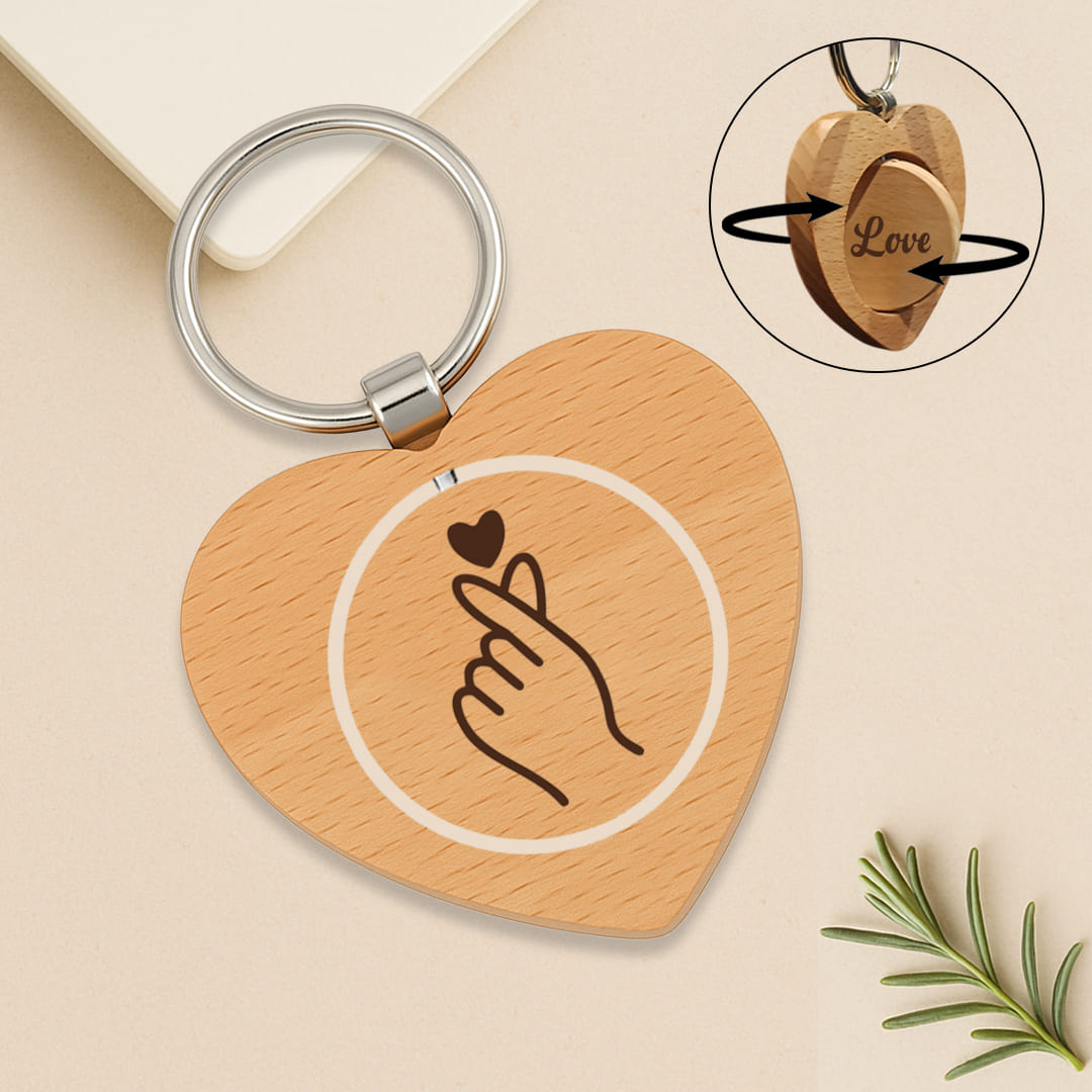 Rotating wooden keychain