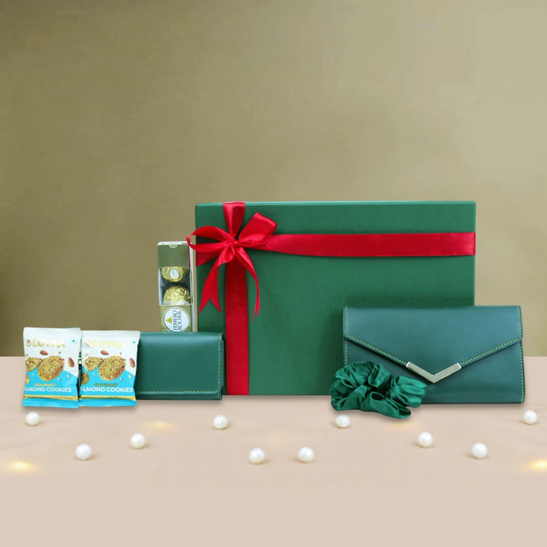 Giftana Premium Gift for Women - Green 