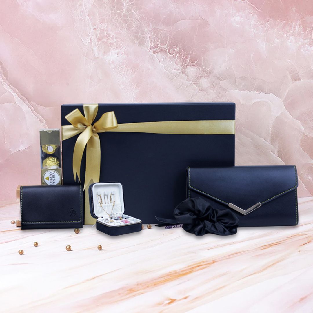 Luxurious Women’s Gift Set Giftana